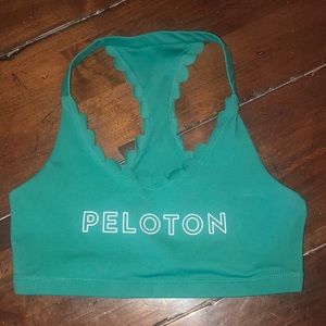 Peloton sports bra and leggings